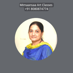 Mother wearing blue dress sharing her reviews about Mimansa Art Classes for Intermediate Online Offline Courses and Booking Process